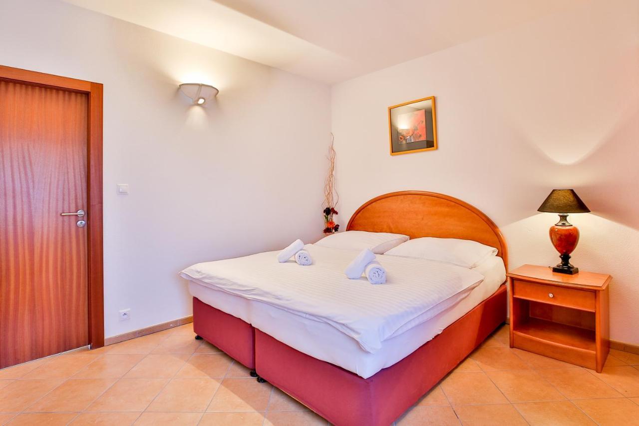 Hotel Barborka Přední Výtoň Dış mekan fotoğraf