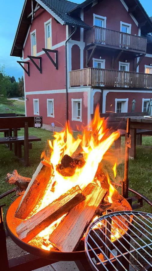 Hotel Barborka Přední Výtoň Dış mekan fotoğraf